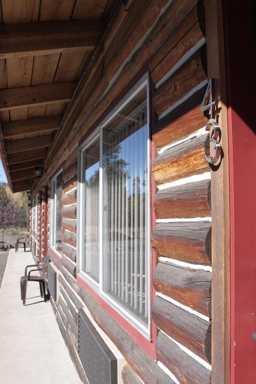 Rustic Inn 麦考尔 外观 照片